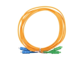 Extralink SC/APC-SC/UPC | Patchcord | Jednomodowy, Duplex, G652D, 3mm, 3m
