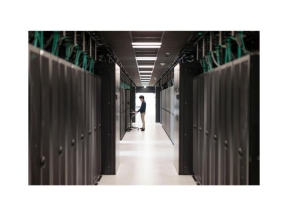 HPE ANW CX 6200M 36G 12SR5 CL6 PoE+ 4SFP+             R8Q71A