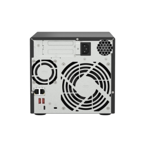QNAP TS-473A - NAS server - with QSW-1105-5T switch