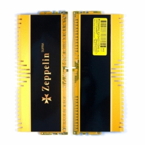 Kit Memorie Zeppelin ZE-DDR4-16G2400-RD-GM-KIT, 16GB, DDR4-2400 MHz, CL 17, Dual Channel