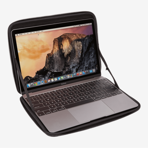 Husa Thule Gauntlet pentru MacBook 12 inch, Black