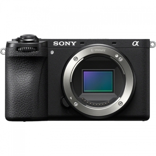 Sony A6700 System Camera + 16–50mm Lens