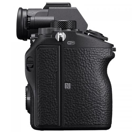 Aparat foto Mirrorless Sony Alpha 7 III, 24.2 MP, Black + Obiectiv FE 28-70 mm f/3.5-5.6 OSS