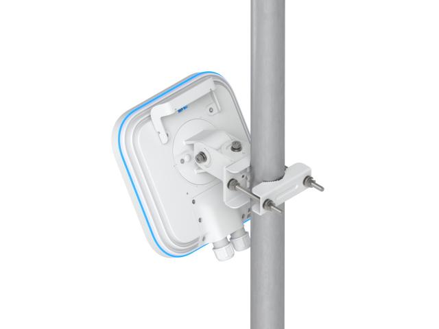 Access Pont Ubiquiti  E7 Campus, White