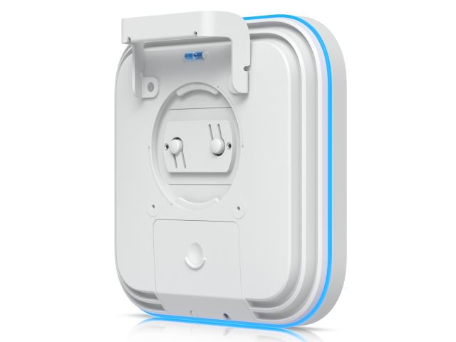 Access Pont Ubiquiti  E7 Campus, White