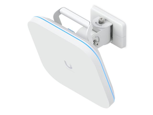Access Pont Ubiquiti  E7 Campus, White